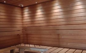 Cozy Apartment & Sauna & Patio & Kitchenette